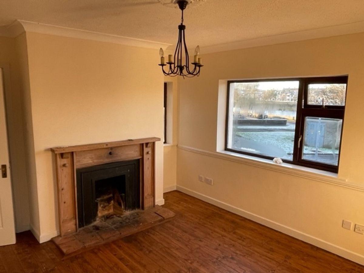 9 Weir Court Ballina, Ballina, Mayo, historical listing image 6