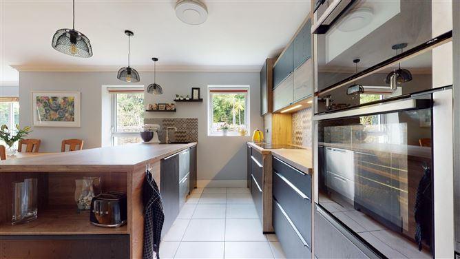 Apartment 7, Saint Nessan's, Howth, Dublin 13, D13KP20, historical listing image 3