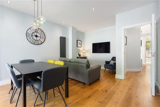 3, Belarmine Square, Dublin 18, historical listing image 4