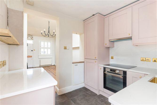 107 Pembroke Cottages, Donnybrook, Dublin 4, historical listing image 4