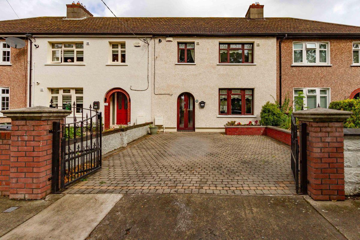 33 Beechfield Road, Walkinstown, Walkinstown, Dublin 12, D12XD9D, historical listing image 1