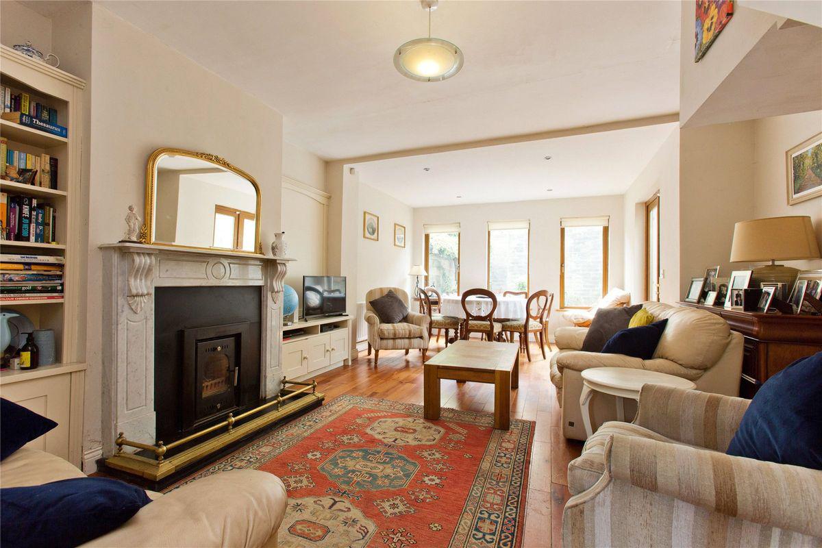 102 Sweetmount Avenue, Dundrum, Churchtown, Dublin 14, historical listing image 2