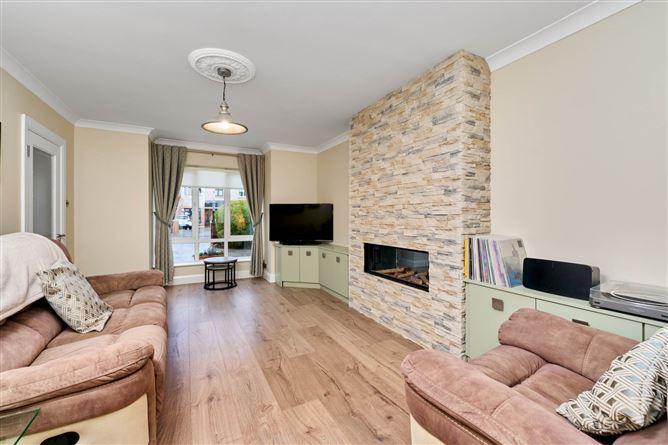 5, Ravenswood Drive, Dublin 15, historical listing image 5
