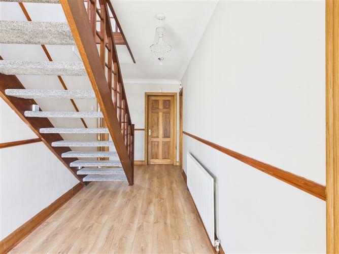 25 Lakeside Park, Loughrea, Co. Galway, H62VY77, historical listing image 2