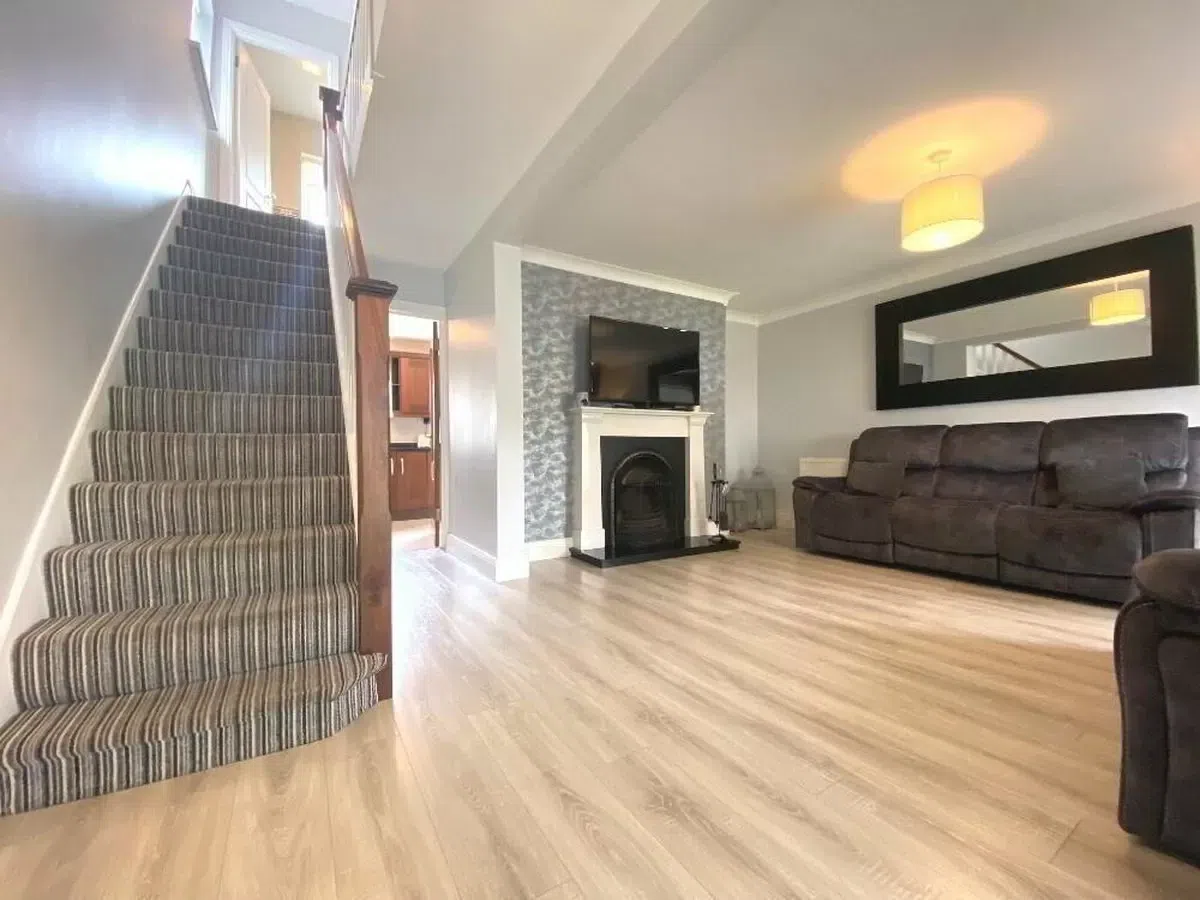 8 Rowlagh Gardens, Clondalkin, Dublin 22, historical listing image 2