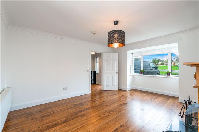 4, Riverchapel Way, historical listing image 6
