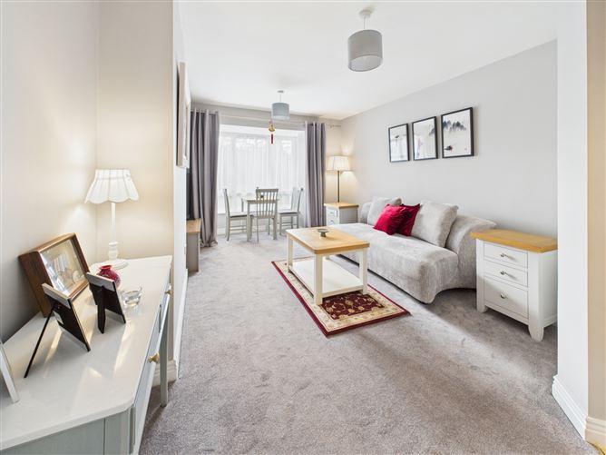 4 Manor Retirement Apartment, Nenagh, Co. Tipperary, historical listing image 2