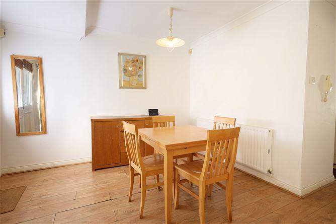 15a, Willow Court, Dublin 18, historical listing image 5