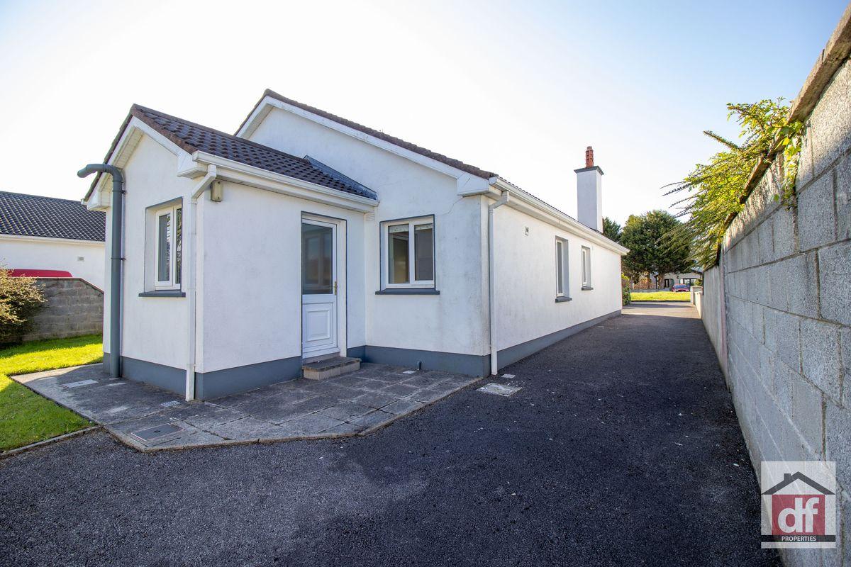 32 Knockaphunta Park, Westport Road, Castlebar, Co. Mayo, F23AK58, historical listing image 4