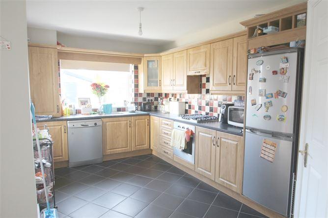 33 Droim Liath, Collins Lane, Tullamore, Co. Offaly, R35N2K5, historical listing image 5