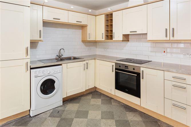 21 Montgomery Court, Foley Street, Dublin 1, historical listing image 3
