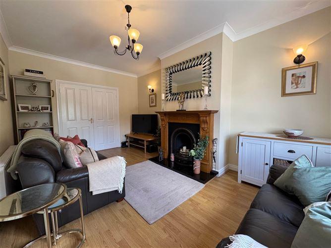 21 Bellingham Green, Castlebellingham, County Louth, historical listing image 5