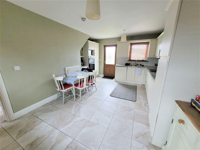 2 The Meadows, Ballyporeen, Co. Tipperary, E21XR24, historical listing image 5