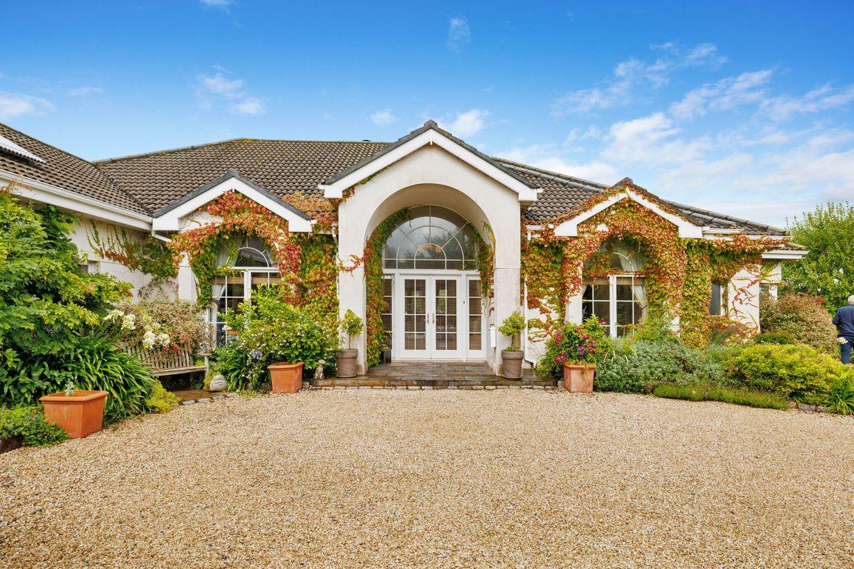8 North Shore, Greystones, Co. Wicklow, historical listing image 2