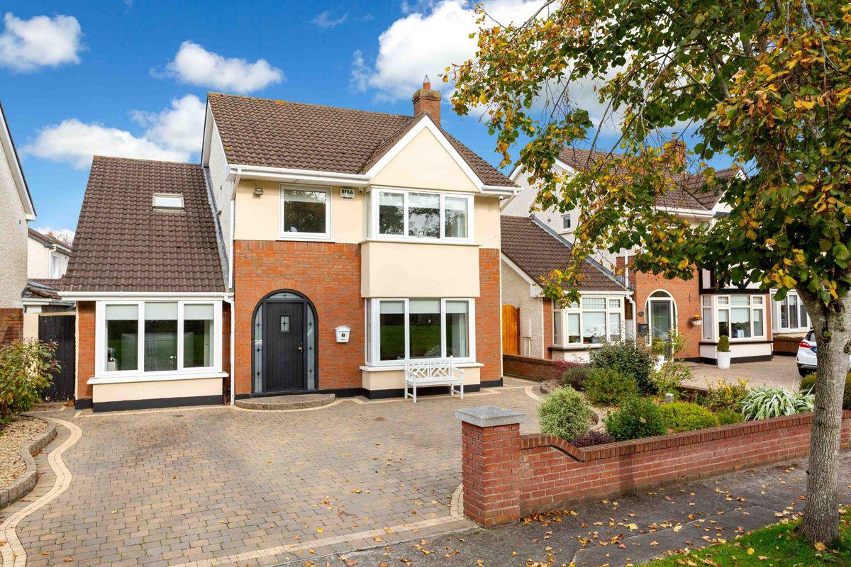 3 Luttrellstown View, Castleknock, Dublin 15, historical listing image 1