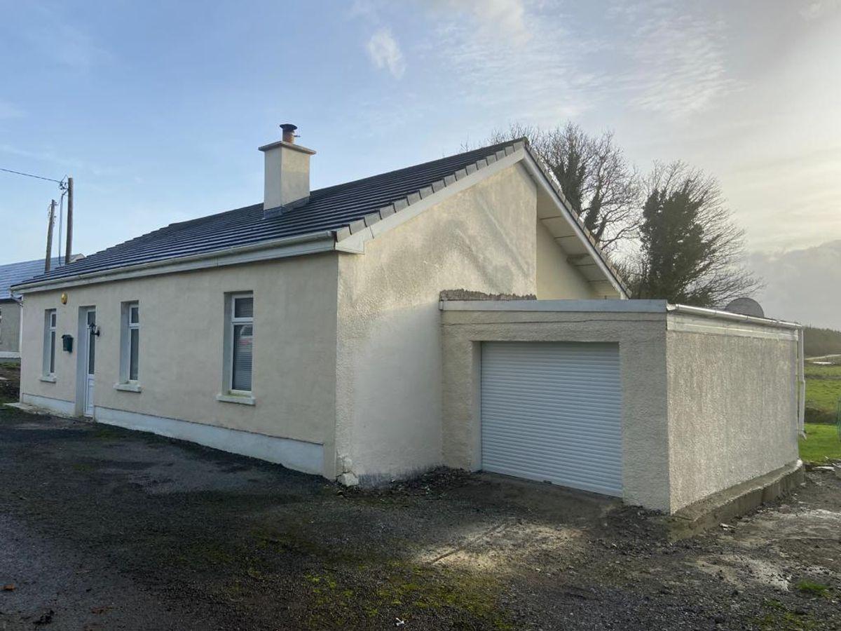 Carrowbehy, Castlerea, Co. Roscommon, F45XV63, historical listing image 1