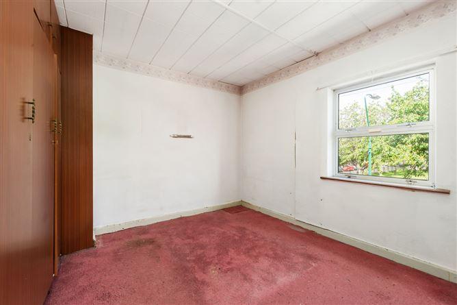 5, Oscar Square, Dublin 8, historical listing image 6