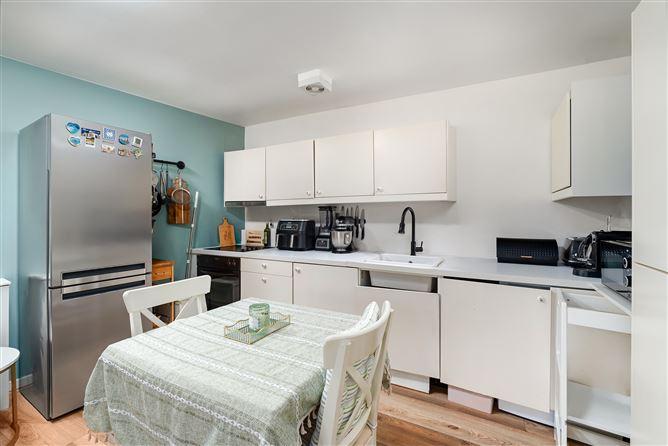 43 Collins Square, Smithfield, Dublin 7, historical listing image 5