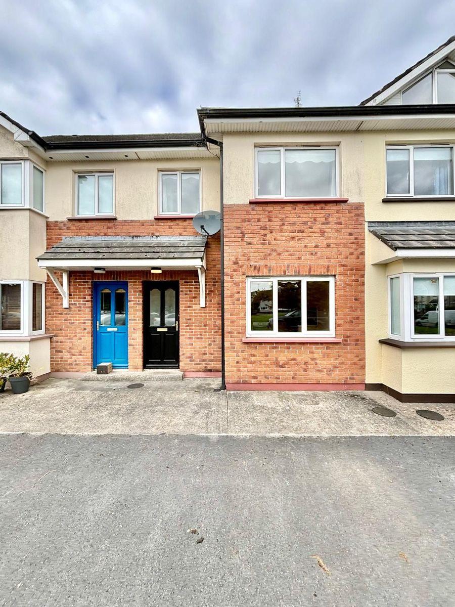 31 Palace Fields, Tuam, Tuam, Co. Galway, H54F821, historical listing image 1