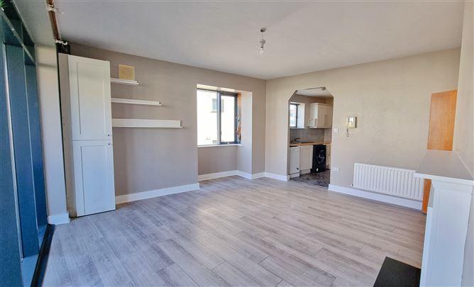 127 The Oval, Cabinteely, Dublin 18, historical listing image 4