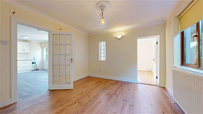 2 Carrickhill Walk, Portmarnock, County Dublin, historical listing image 4