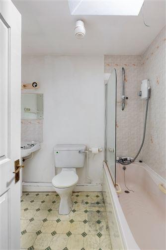 11 Bushfield Square, Fairview, Dublin 3, historical listing image 5