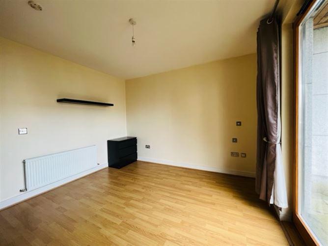 40 The Sycamore, Parkview, Stepaside,   Dublin 18, historical listing image 6
