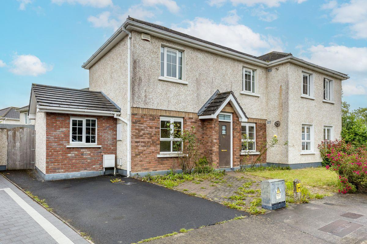 27 Bishops Orchard, Tyrrelstown, Dublin 15, D15W9F3, historical listing image 2