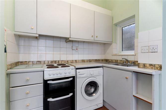 Apt 2, 1 Bayview, Pembroke Street, Dublin 4, historical listing image 6