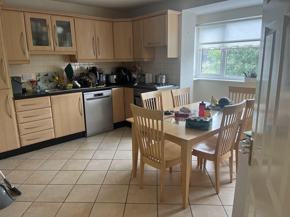 49 Bryanstown Manor, Drogheda, Co. Louth, A92FX94, historical listing image 4