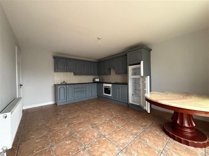 4 Castlecourt, Ballaghaderreen, Roscommon, historical listing image 6
