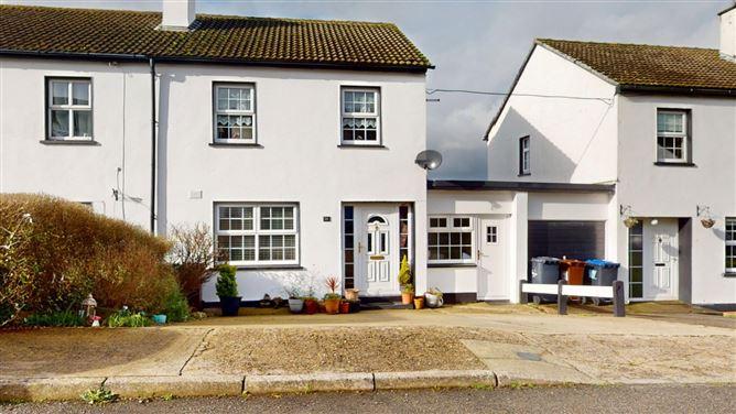35 Parkfield, New Ross, Wexford, historical listing image 1