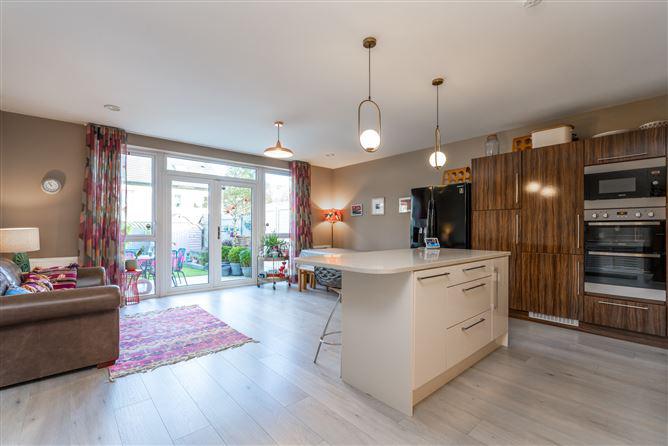 14 Brickfield Way, Honeypark, Dun Laoghaire, County Dublin, historical listing image 2
