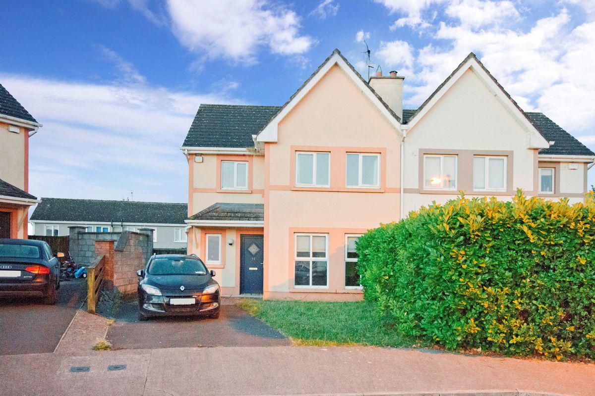 33 Philips Vale, Daingean, Co. Offaly, historical listing image 2