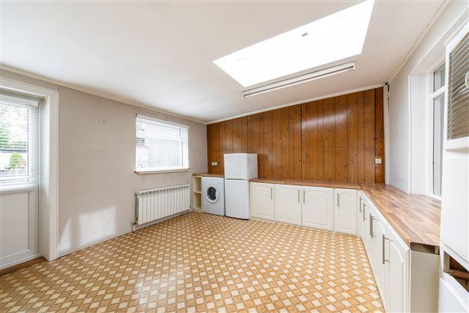 107, Collins Avenue, Dublin 5, historical listing image 5