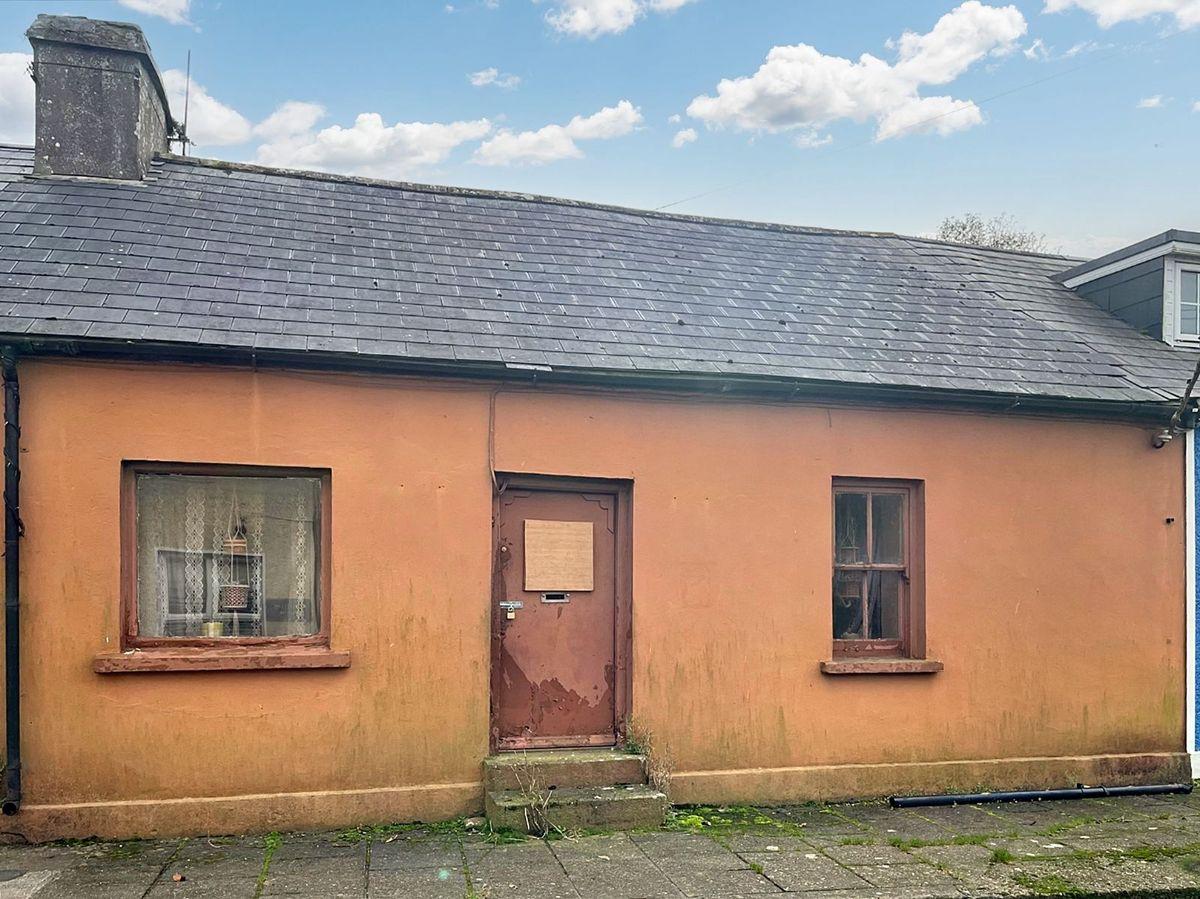 Upper Range, Rostellan, Midleton, Co. Cork, P25AE13, historical listing image 1