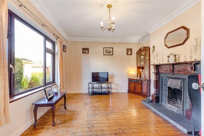 10 Kenlis Crescent, Kells, Co Meath, A82H7D8, historical listing image 5
