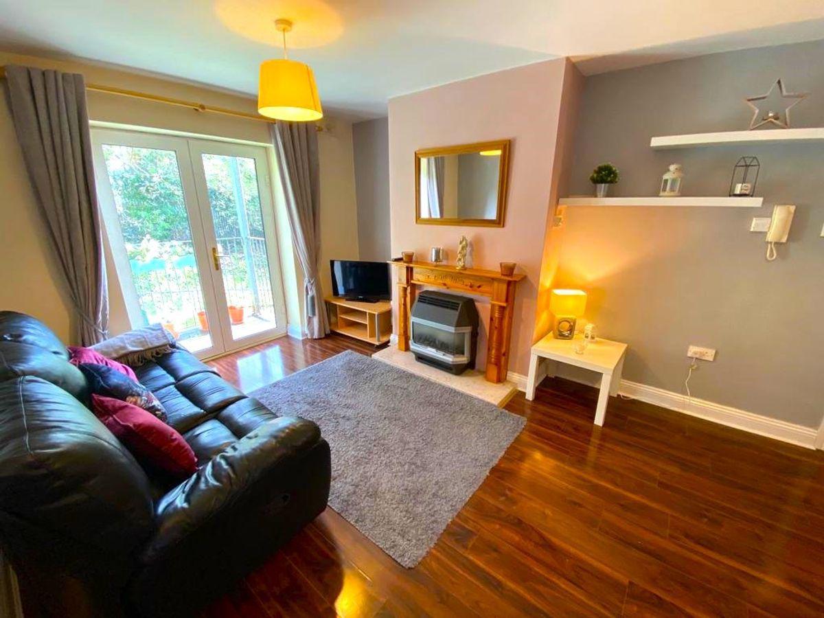 Apmt 5, Block 4, Rockshire House, Ferrybank, Co. Waterford, historical listing image 3