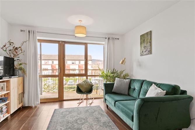29, The Crescent, Dublin 18, historical listing image 3
