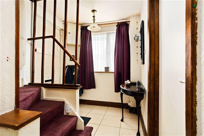 25, Saint Brigid S Park, Dublin 18, historical listing image 3