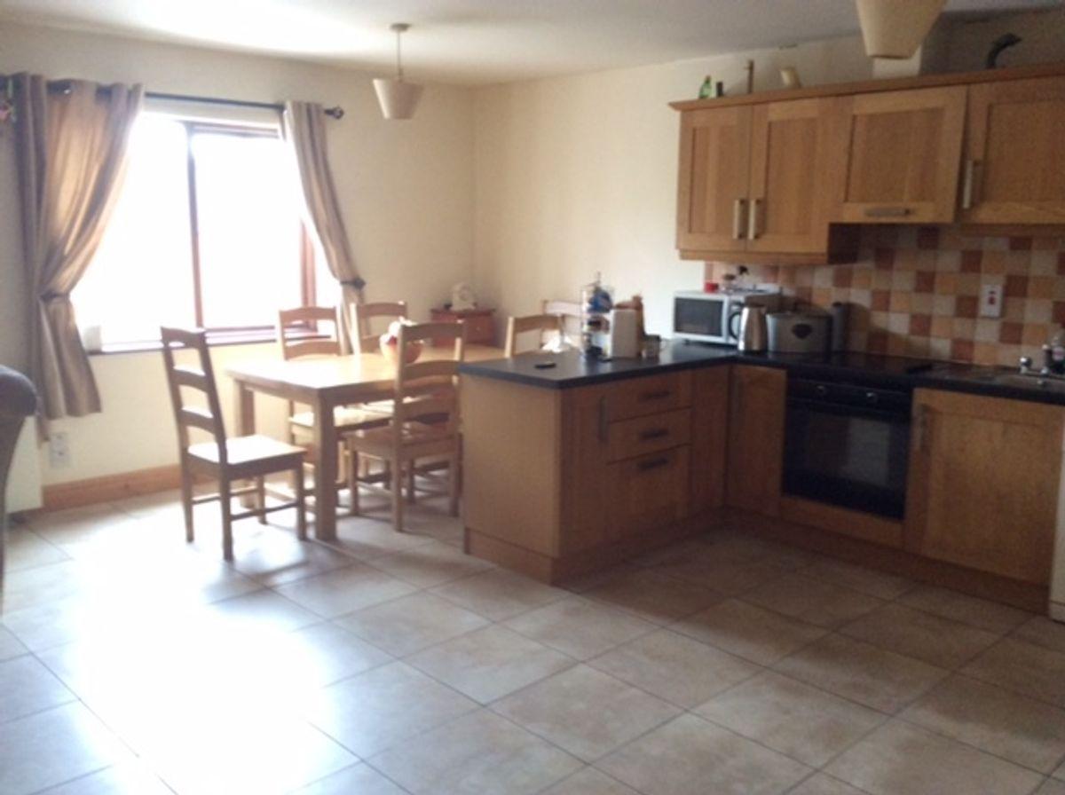 3 The Courtyard, Bank Place, Beara, Co. Cork, P75XP27, historical listing image 4