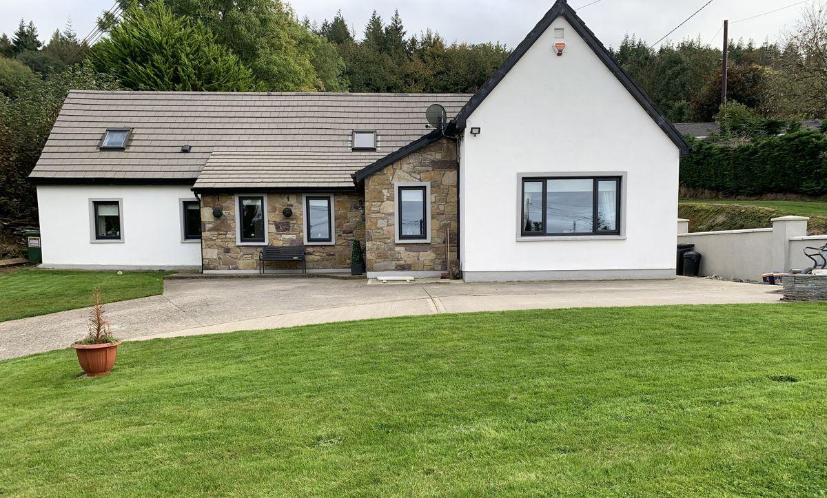 Coolnamuck Road, Carrickbeg, Carrick-on-Suir, Co. Waterford, E32PK75, historical listing image 1