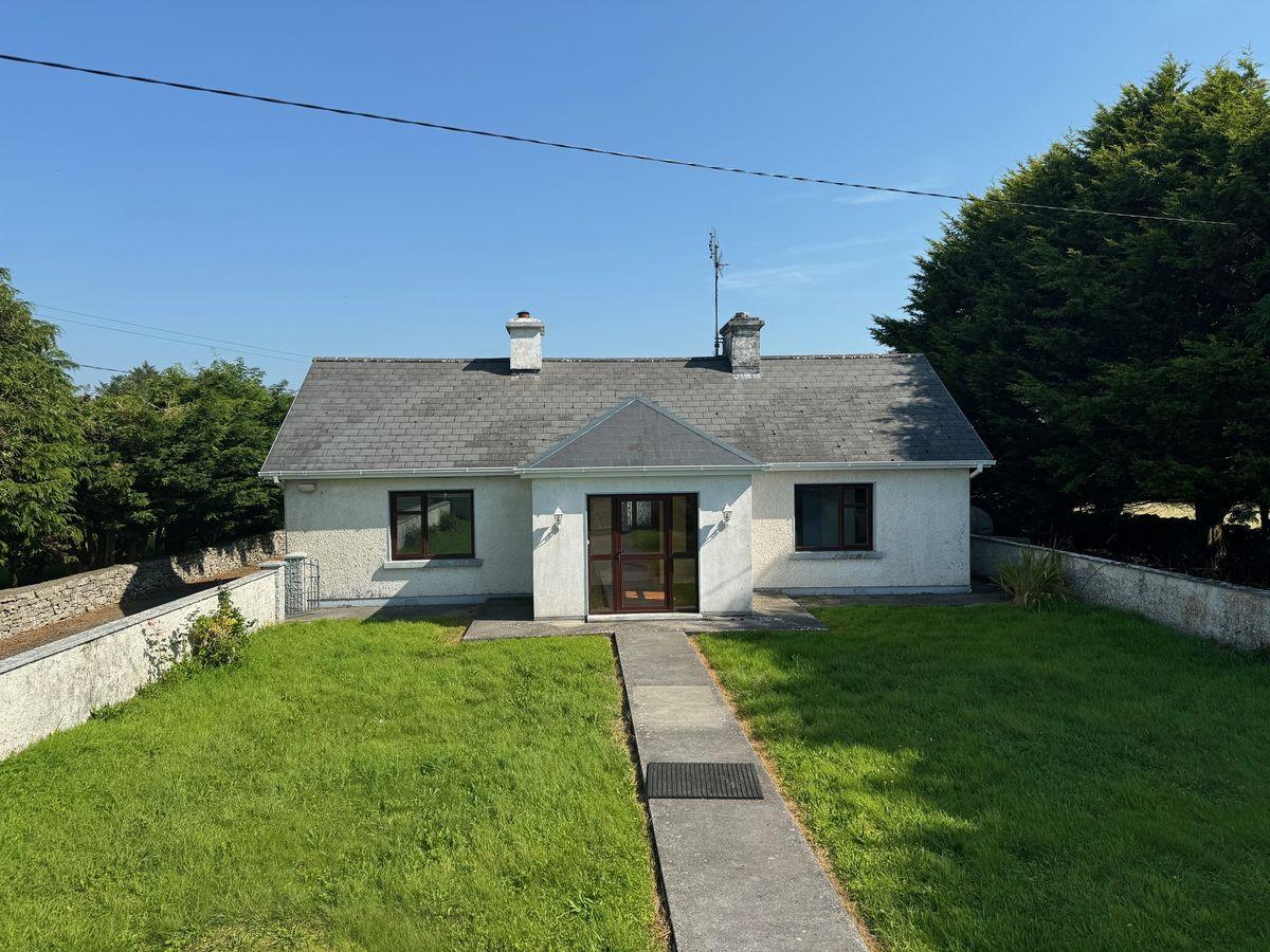Ballyhenry, Shrule, Co. Mayo, H91YNH0, historical listing image 3