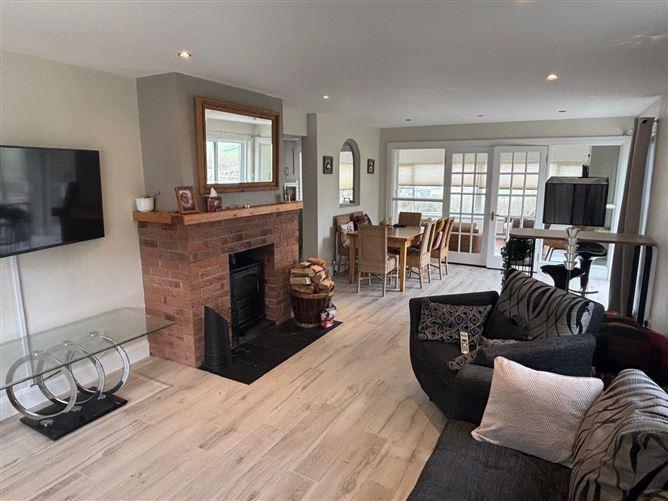 9 Ardeelan Coattages, Rossnowlagh, Rossnowlagh, Donegal, historical listing image 3