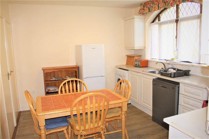 22 The Coaches, Forest Park,, Courtown, Wexford, historical listing image 6