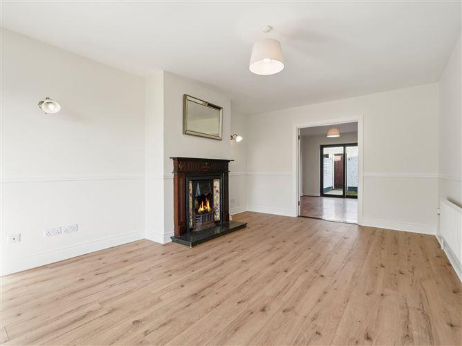 13 Castlefield Manor, Kilalla Road, Ballina, Co. Mayo, historical listing image 4