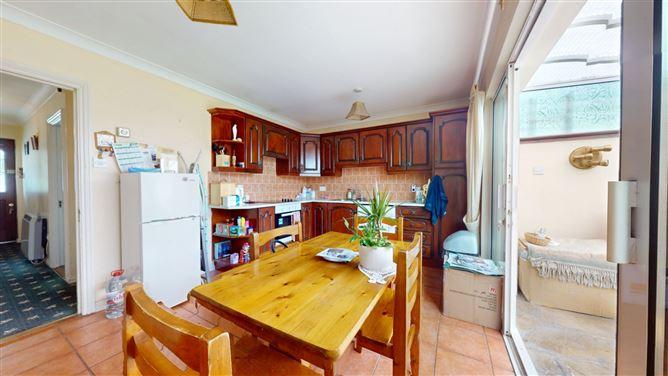 Original advertisement for 3 EMERALD LODGE, SHANGANAGH RD, BALLYBRACK
