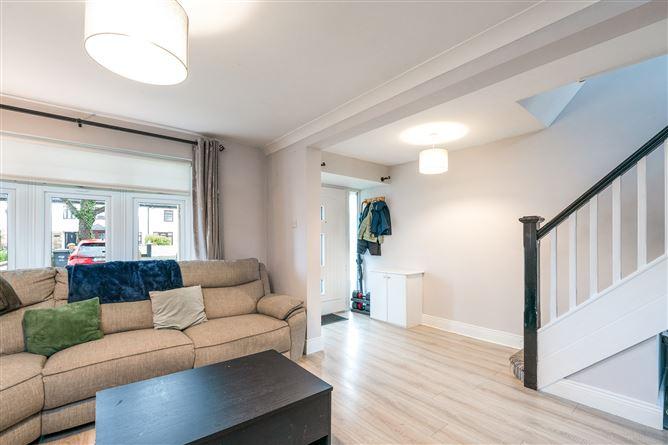 8 Rowlagh Gardens, Clondalkin, Dublin 22, historical listing image 4