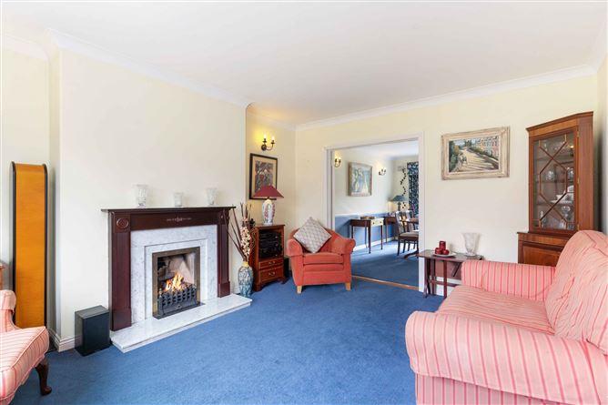 32 Fosterbrook, Booterstown, Dublin, historical listing image 4