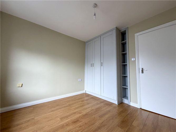 20 Kirwans Court, Kirwans Lane, Galway City Centre, Galway, historical listing image 4